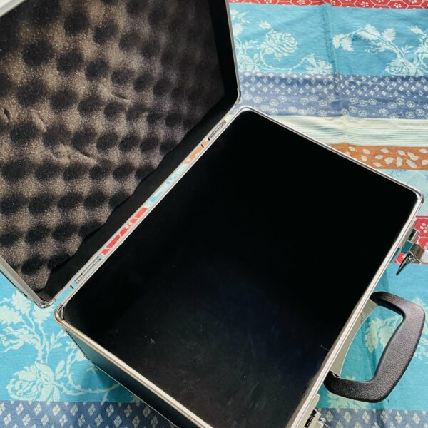 Alternative view of Valise rangement de câbles cube