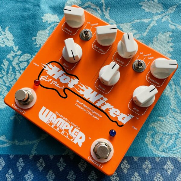 Pédale overdrive distortion Wampler Hot Wired 2 n°012878, boite d’origine, pochette, sticker