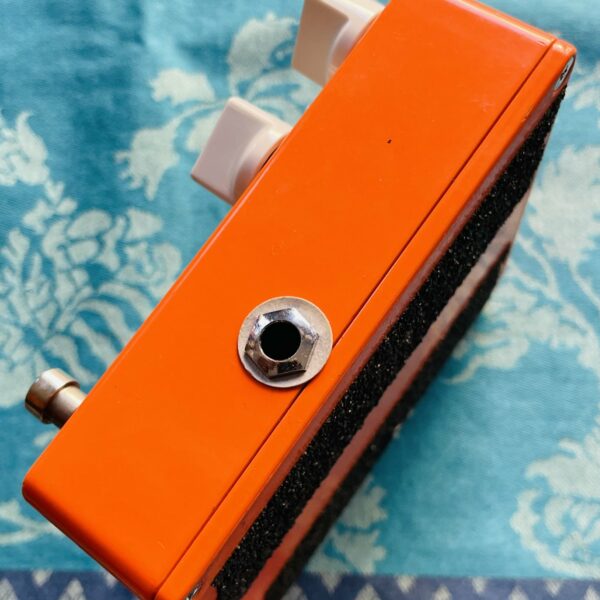 Alternative view of Pédale overdrive distortion Wampler Hot Wired 2 n°012878, boite d’origine, pochette, sticker