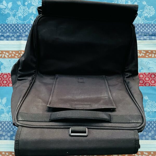 Alternative view of Housse d’enceinte sono Yamaha DXL1K