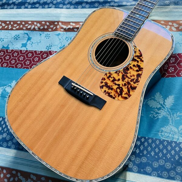 Alternative view of Guitare électro-acoustique Blueridge BR180 Natural n°1405433, étui, micro ajoué K&K Pure Mini (installation et suivi luthier Florian Thomas), étui