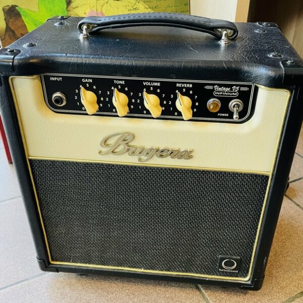 Ampli lampe Bugera Vintage V5 Infinium n°S1810029131302, puissances 01W/1W/5W