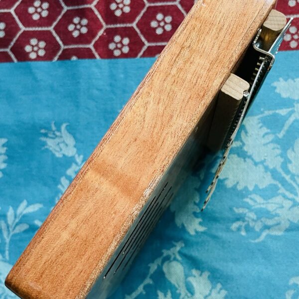 Alternative view of Kalimba Hokema, boite d’origine