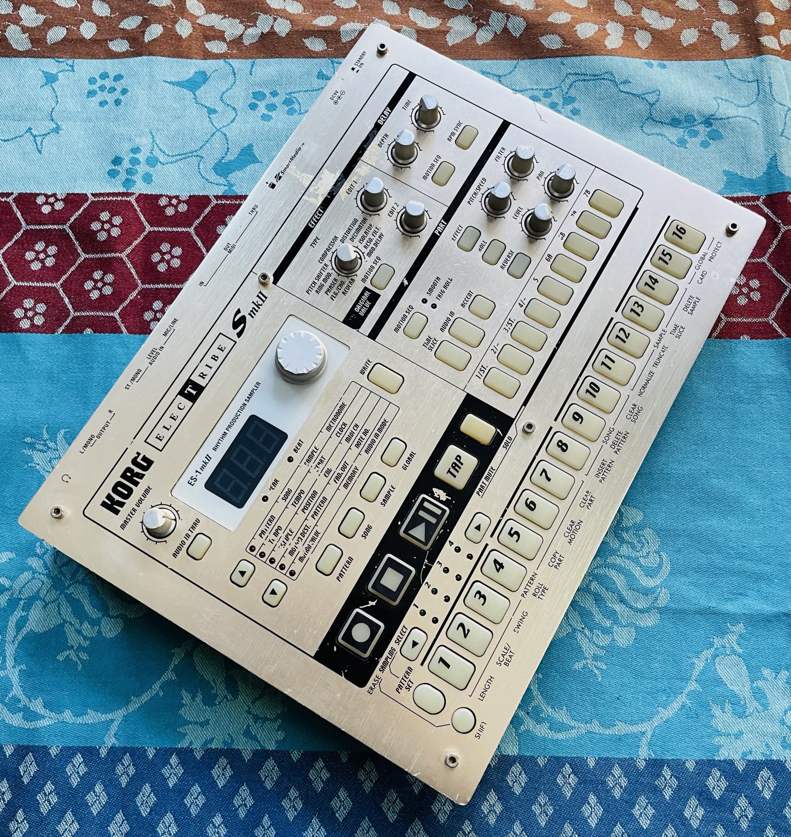 Sampleur Groovemachine Korg Electribe ES-1 MKII n°005492 (sans alim) – Image 2