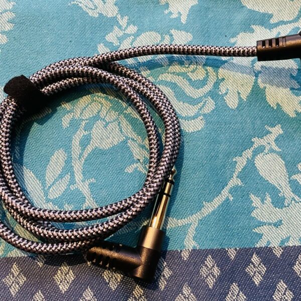 Câble jack coudés stéréo tressés gris 100 cm (lot 60 B)