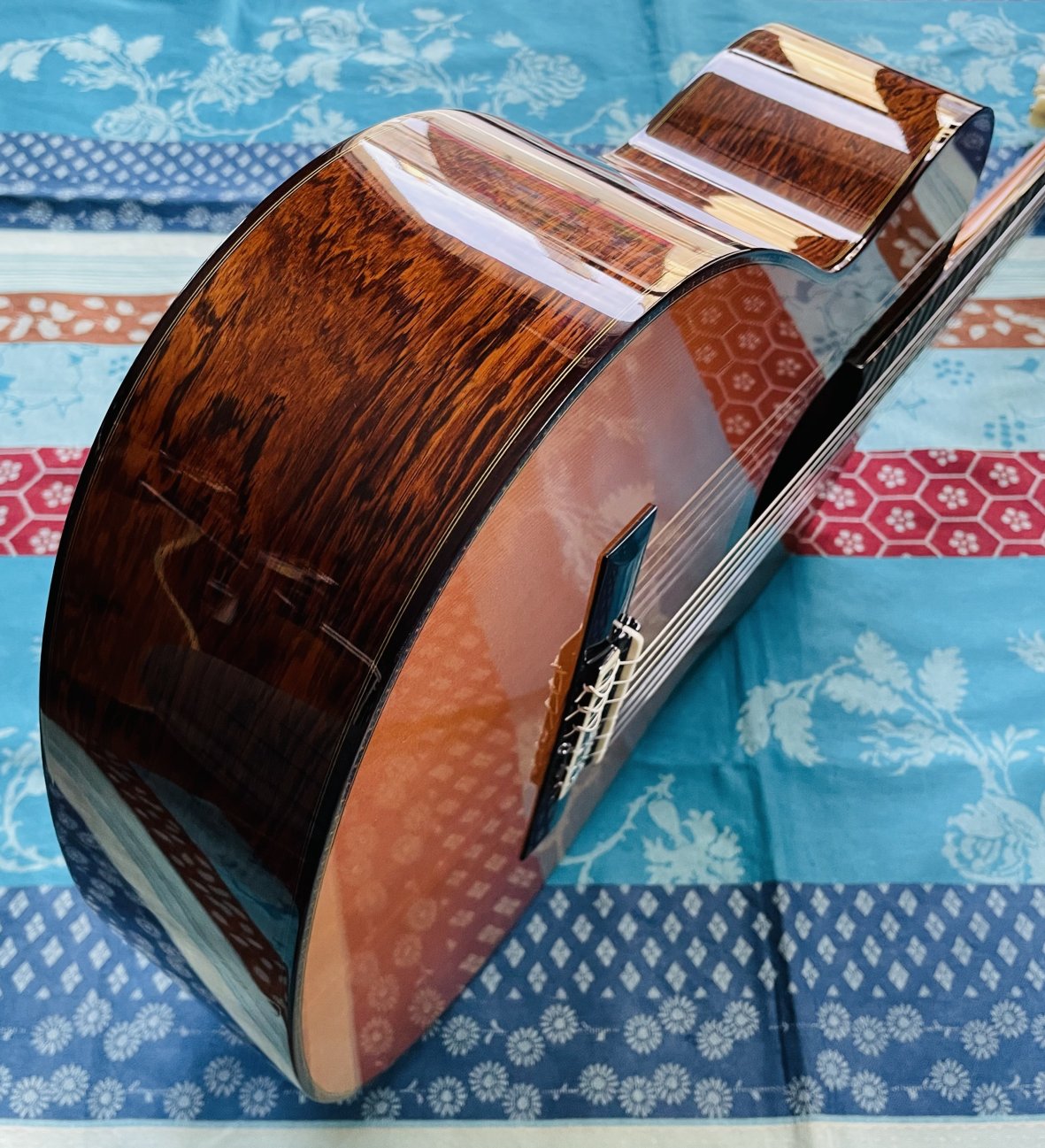 Guitare classique haut de gamme Yamaha Grand Concert GC41C n°QPZ39A (Japan), bel étui Yamaha, cordes neuves Knobloch Actives 400 ADQ medium high tension – Image 7