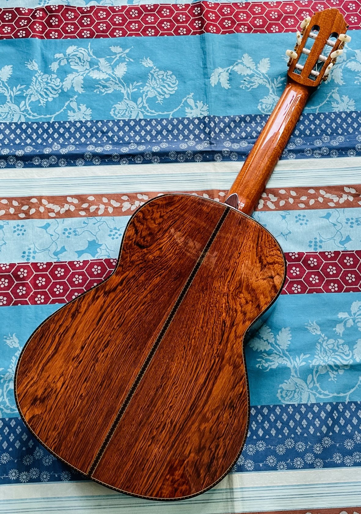 Guitare classique haut de gamme Yamaha Grand Concert GC41C n°QPZ39A (Japan), bel étui Yamaha, cordes neuves Knobloch Actives 400 ADQ medium high tension – Image 8