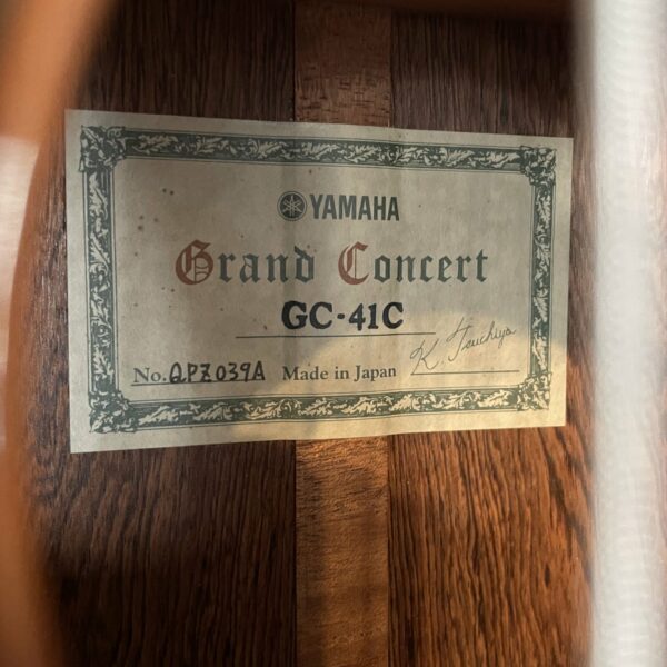 Guitare classique haut de gamme Yamaha Grand Concert GC41C n°QPZ39A (Japan), bel étui Yamaha, cordes neuves Knobloch Actives 400 ADQ medium high tension – Image 19