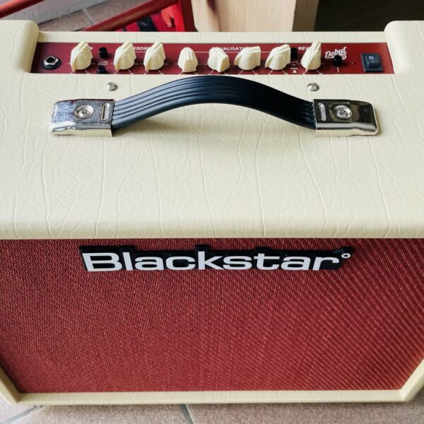 Alternative view of Ampli guitare BlackStar Debut 50R Cream Oxblood n°(21)ECG230404862, carton d’origine, Lead Foot FS-2 (cable 3,5m) 2172168DBH00399