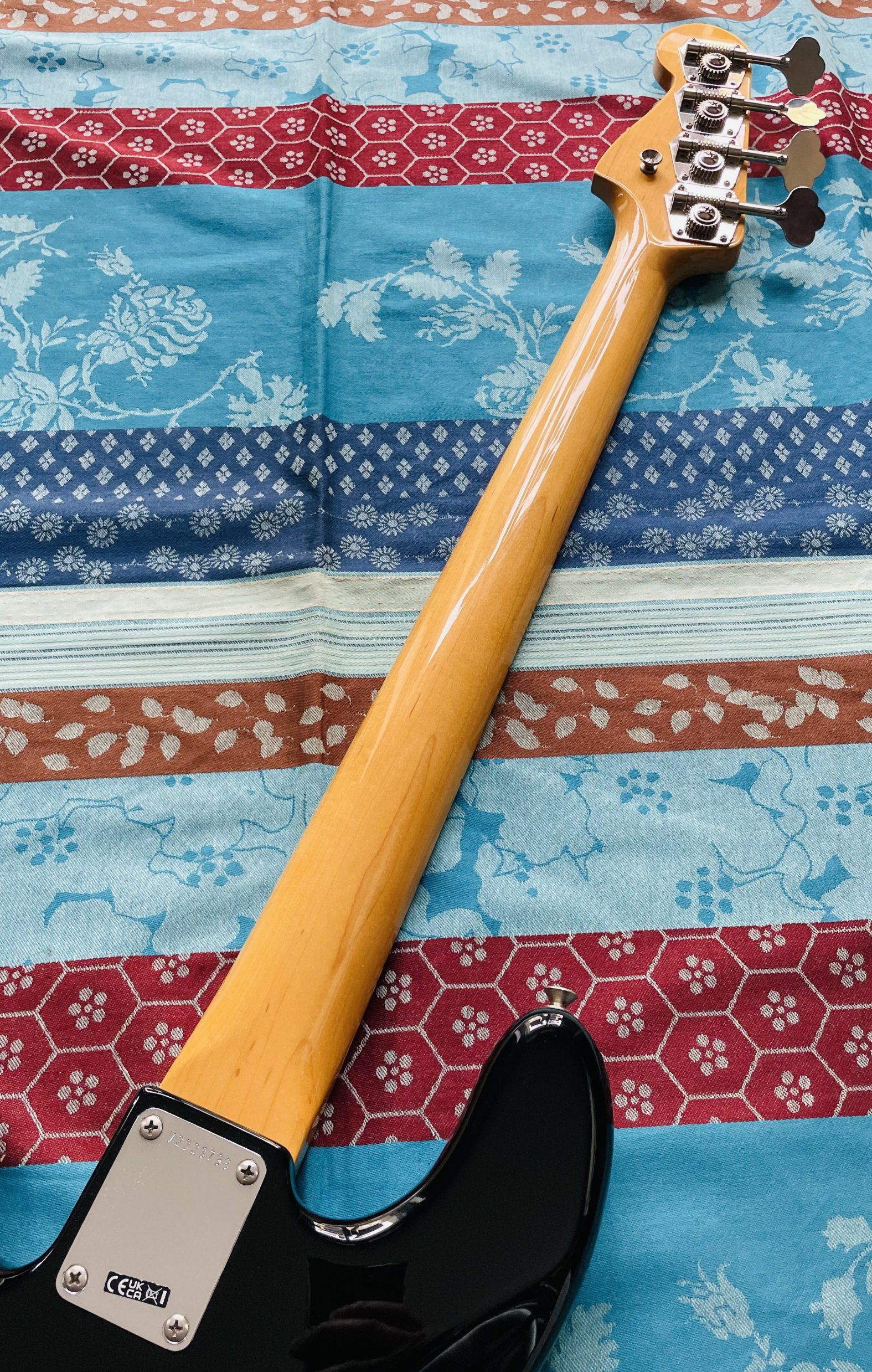 Basse électrique Fender American Vintage II 1960 Precision Bass black n°V2323798, modèle 0190160806, étui d’origine, accessoires complets et certificat, révision Thébé Lutherie (2026) – Image 10