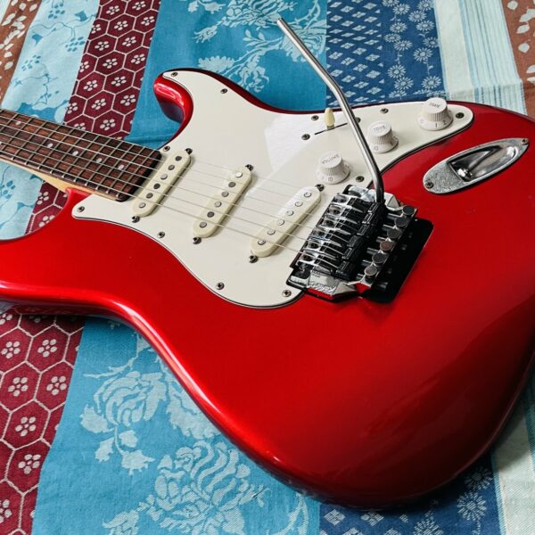 Alternative view of Guitare électrique Fender Contemporary MIJ n°E9006697 (1984/1987, Japan, vibrato Khaler, housse Fender, révision Thébé Lutherie