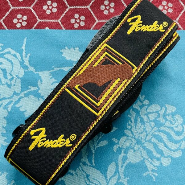 Alternative view of Sangle guitare Fender Monogrammed