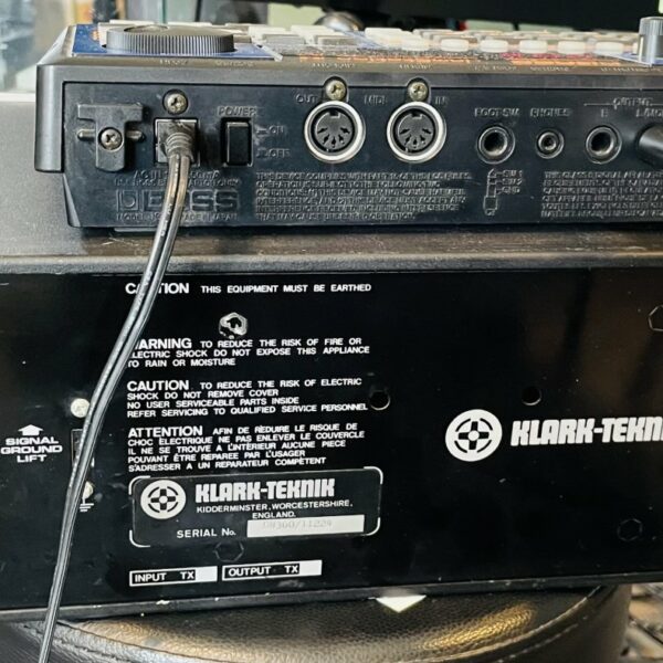 Alternative view of Rack double égaliseur Klark Teknik DN360 n°11224, notice, câble