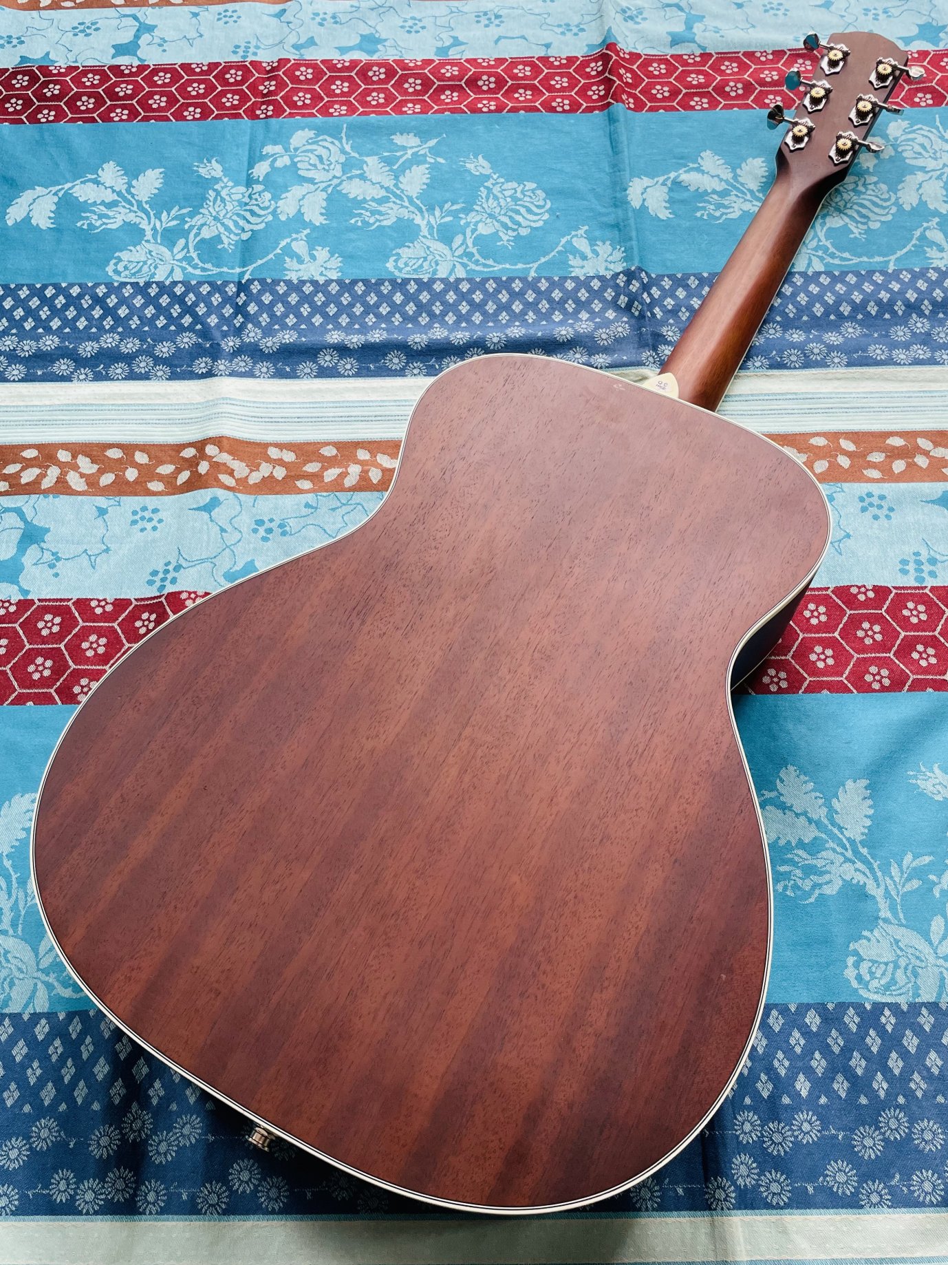 Dobro Fender Paramount PR180E ACB Aged Cognac Burst n°CSSL22033148, étui Fender Paramount, révision luthier Manteau (11.02.26) – Image 6