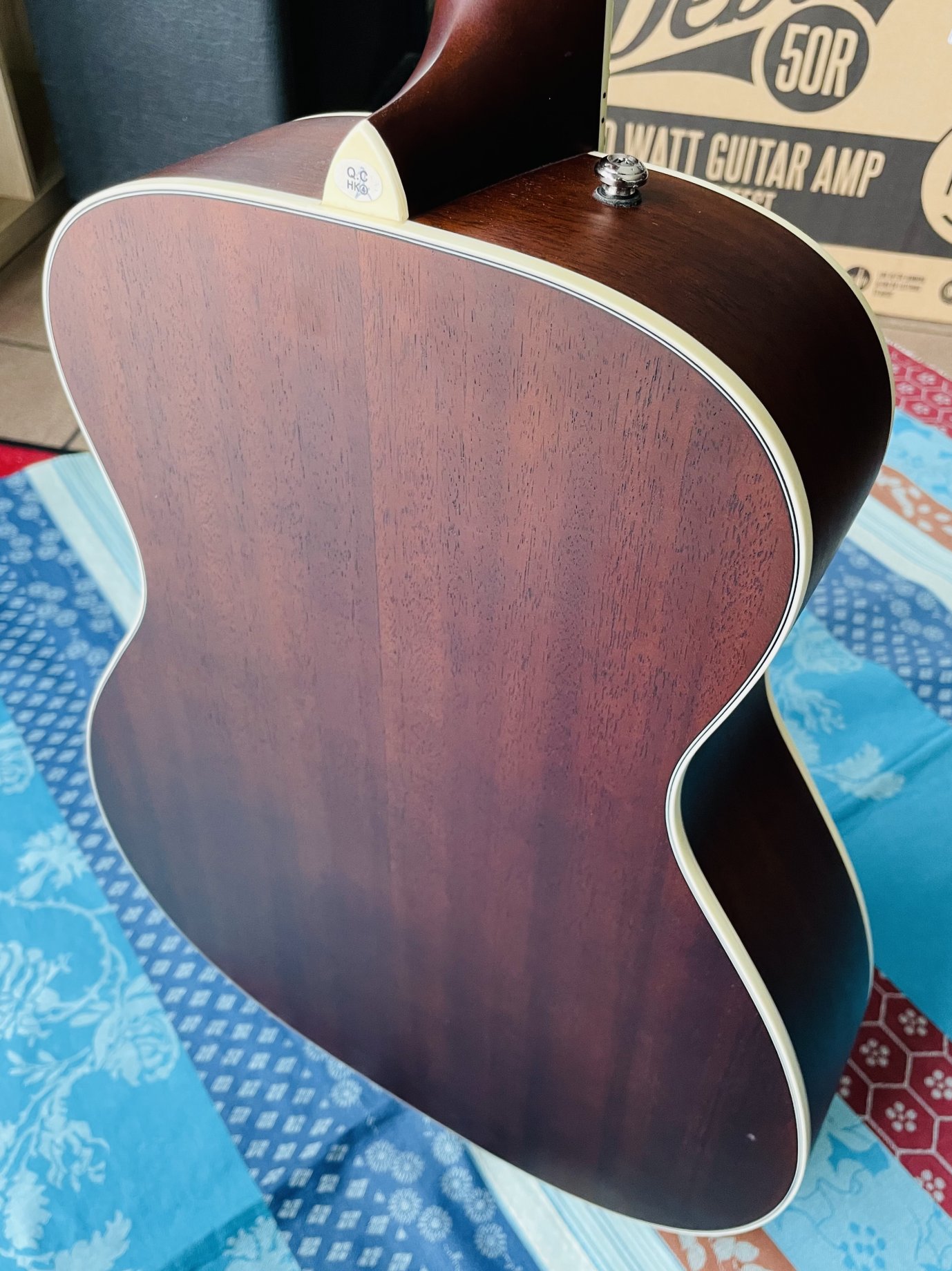Dobro Fender Paramount PR180E ACB Aged Cognac Burst n°CSSL22033148, étui Fender Paramount, révision luthier Manteau (11.02.26) – Image 12