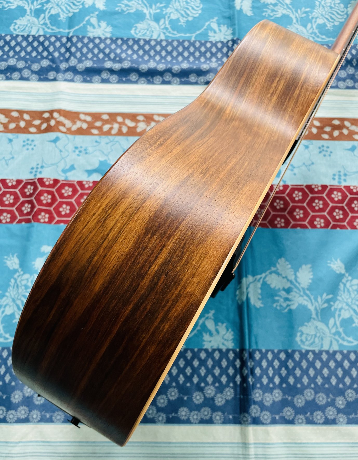 Guitare électro-acoustique Taylor AD17e Blacktop n°1206011017, housse Taylor Aerocase – Image 5