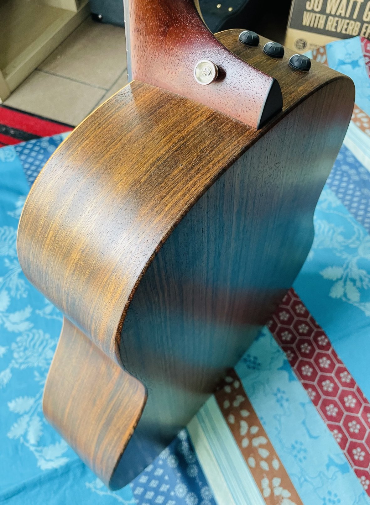 Guitare électro-acoustique Taylor AD17e Blacktop n°1206011017, housse Taylor Aerocase – Image 13