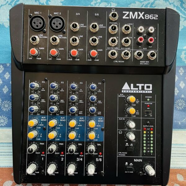 Table de mixage Alto ZMX 862 n°UT10907168777, alim