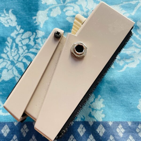 Alternative view of Pédale égaliseur Boss GE-7 n°D9A1101, boite d’origine, notice