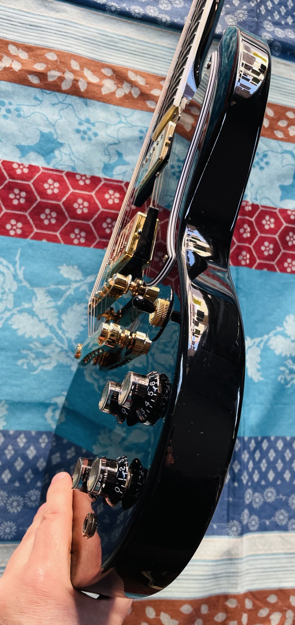 Guitare électrique Epiphone SG Custom Ebony n°21051524848, 2 push pull ajoutés et boutons d’origine, housse Gator, jack Fender, sangle Epiphone – Image 5