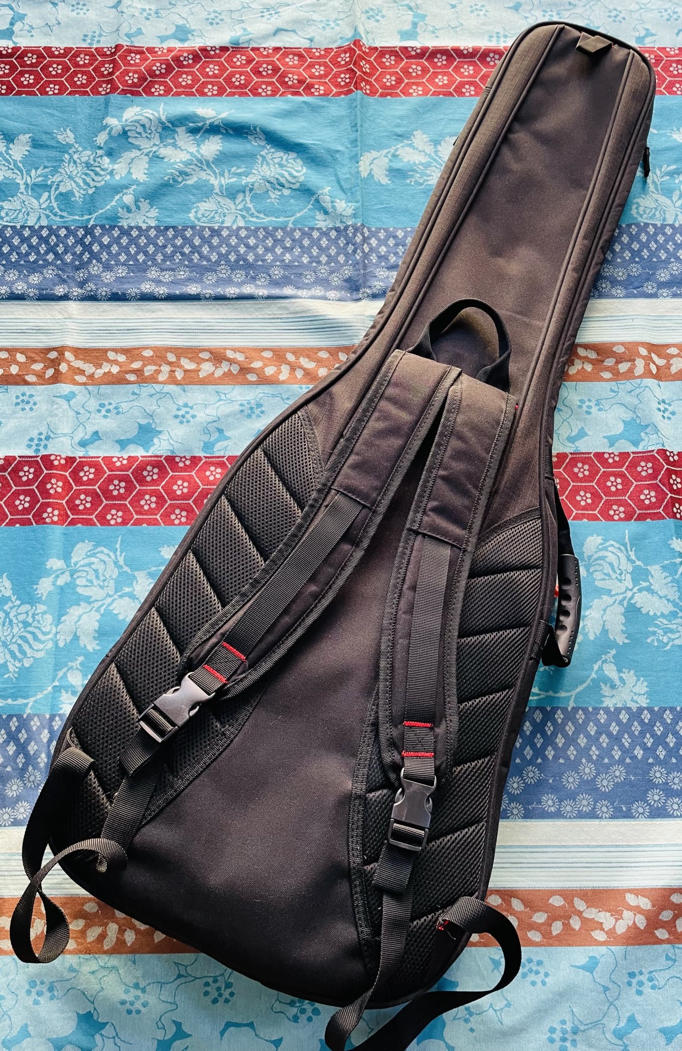 Guitare électrique Epiphone SG Custom Ebony n°21051524848, 2 push pull ajoutés et boutons d’origine, housse Gator, jack Fender, sangle Epiphone – Image 15