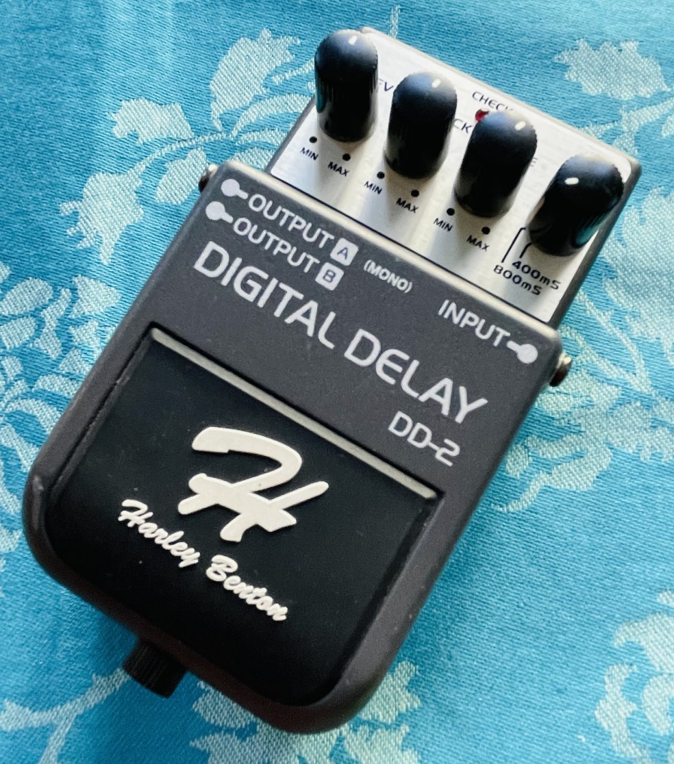 Pédale écho Harley Benton Digital Delay DD-2