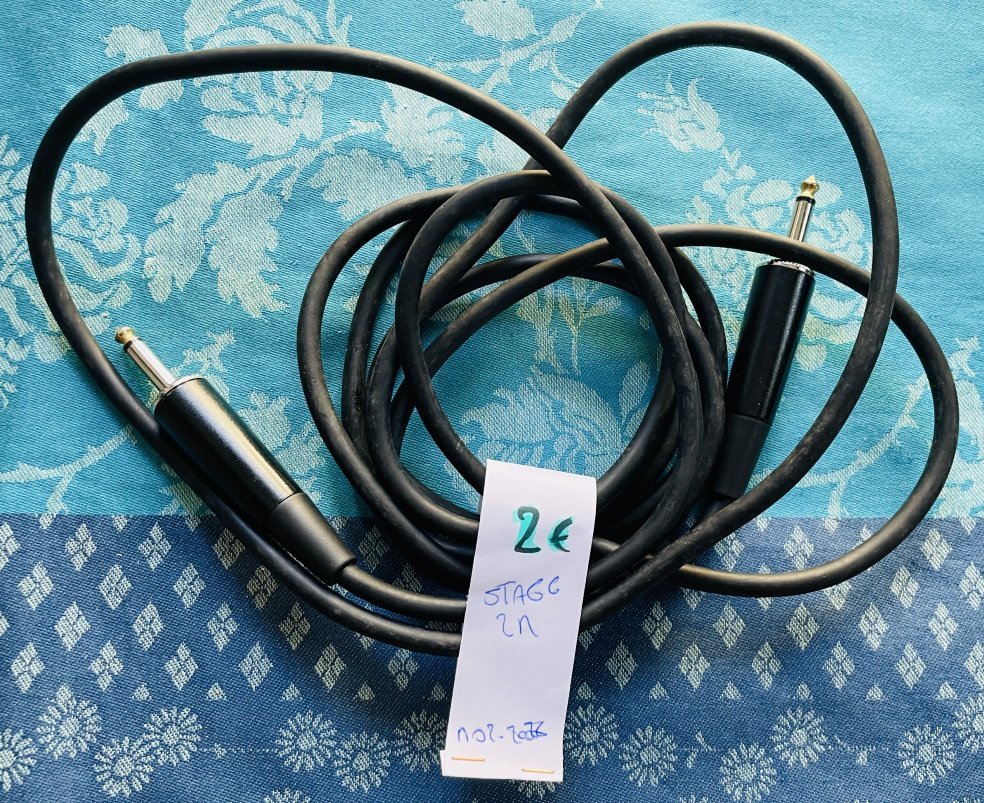 Lot de câbles divers vendus séparément – Image 9