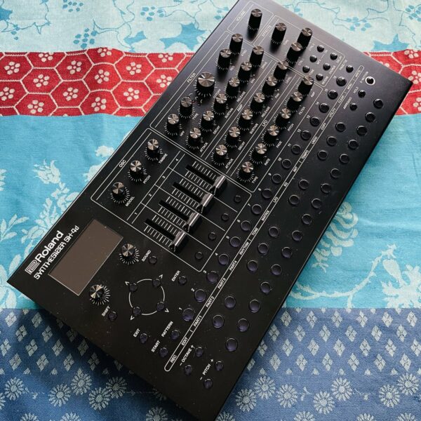 Synthé expandeur desktop Roland SH-4D n°Z7Q7092, boite d’origine