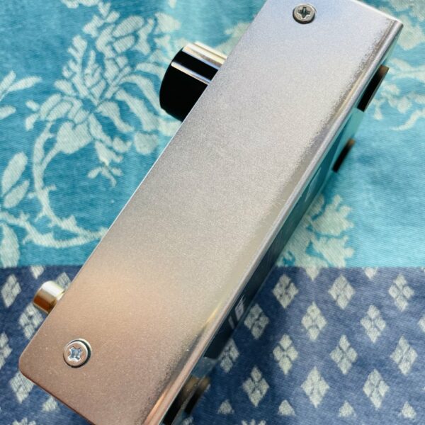 Alternative view of Pédale overdrive TC Electronic Tube Pilot n°S230600145CQD, boite d’origine, notice