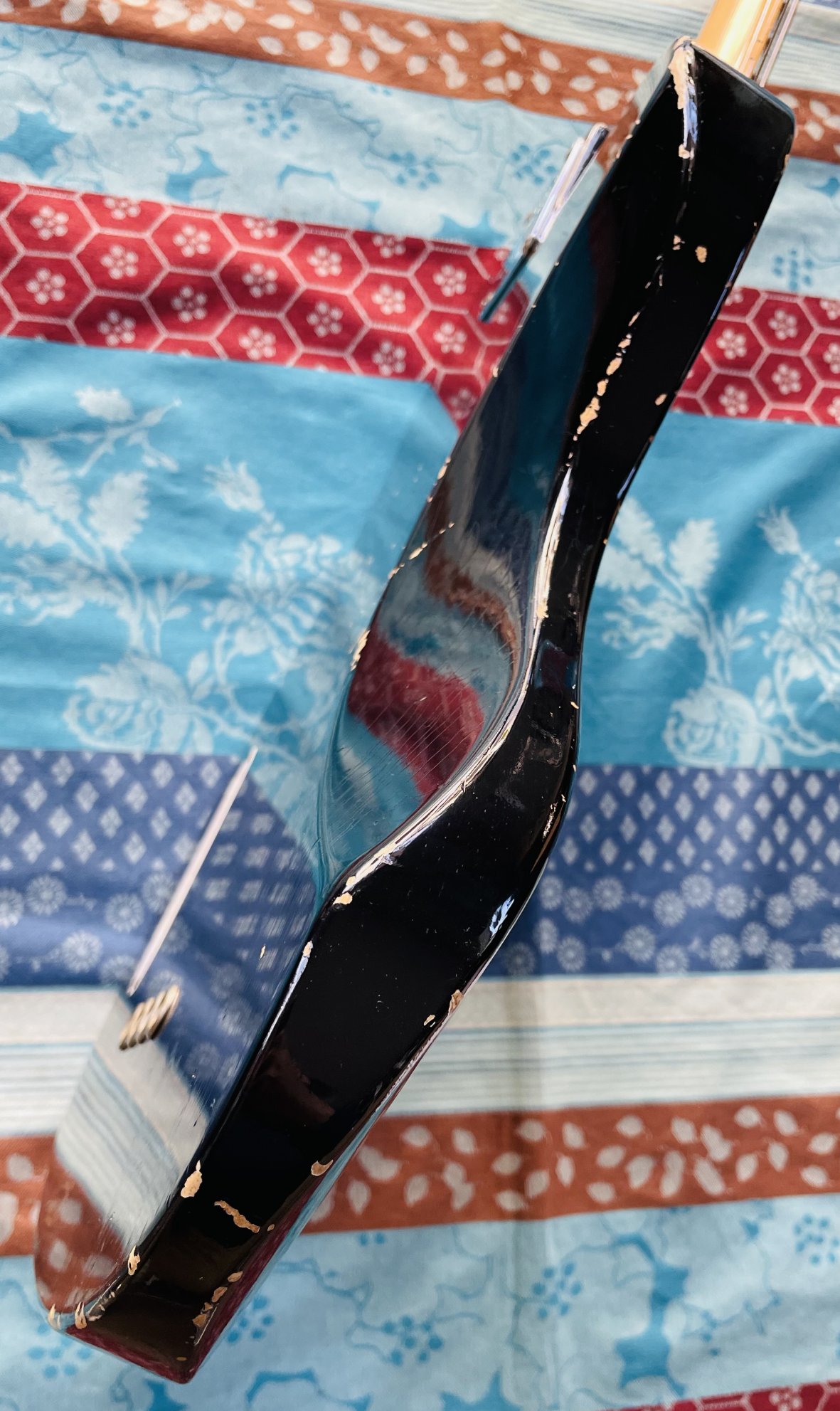 – Très rare basse électrique Fender Limited Custom Shop La Cabronita Boracho Relic n°CZ520405 (2012, USA), étui Fender USA, certificat et papiers divers, limitée à 30 exemplaires ! – Image 6