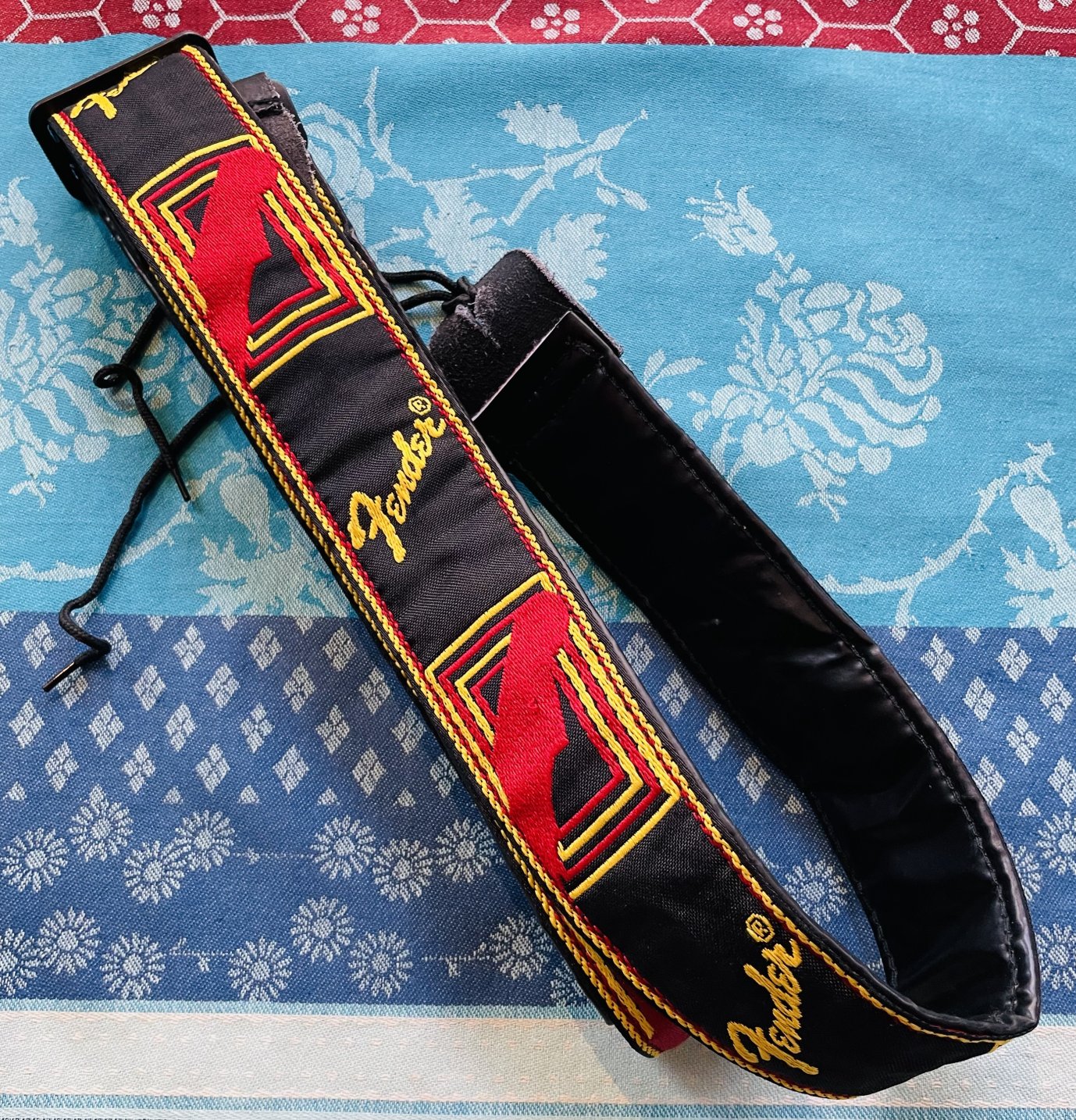 Sangle guitare Fender Monogrammed