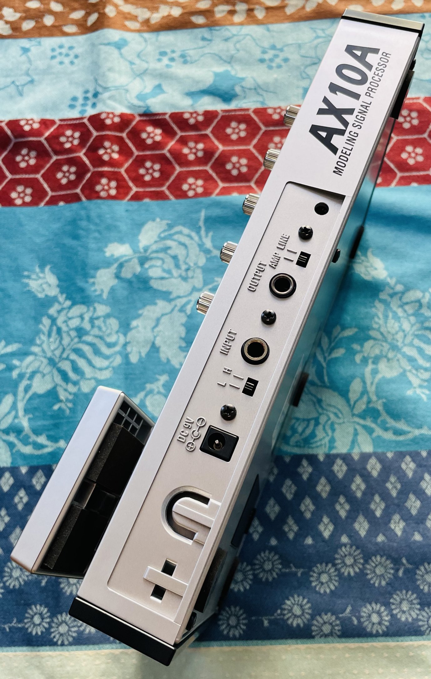 Pédale effets acoustiques Korg AX10A n°007076, boite d’origine, notice – Image 2