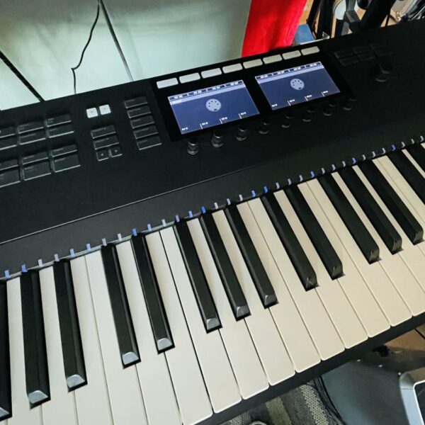 Claviers Pianos Home Studio