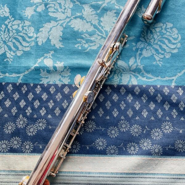 Alternative view of Flûte traversière courbe Ut Roy Benson FL102, housse d’origine