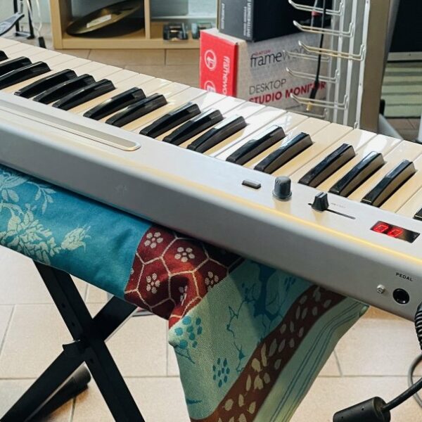 Alternative view of Clavier maitre Swissonic Easykey 61 n°SEK612108350140107, carton, notice, usb