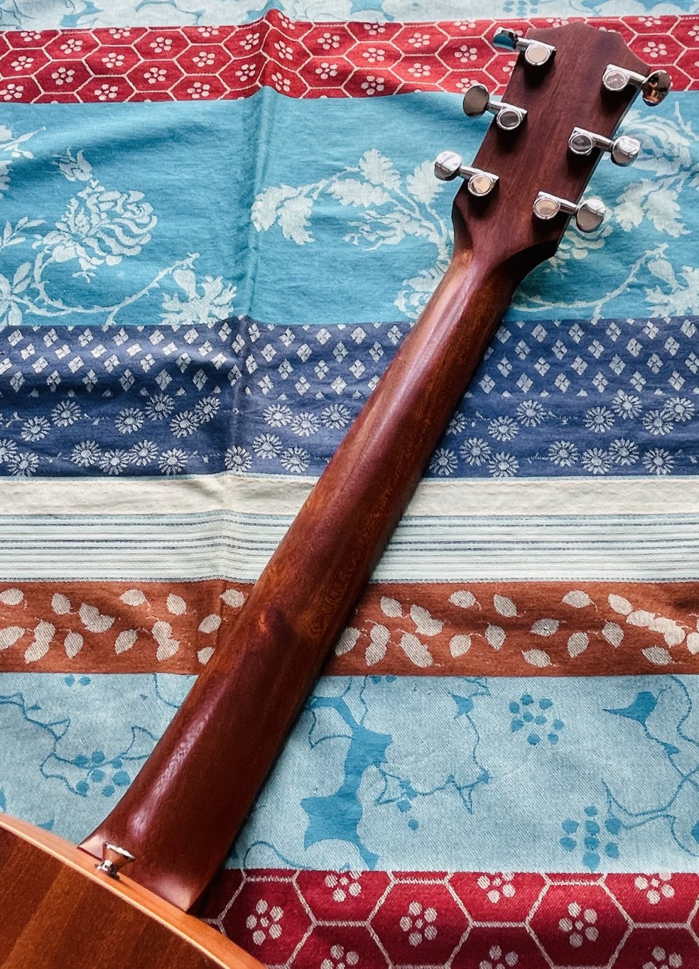 Guitare acoustique Taylor Big Baby BBT n°2101256259 (Mexico), housse d’origine Taylor, réglée luthier Manteau (10.04.26) – Image 9