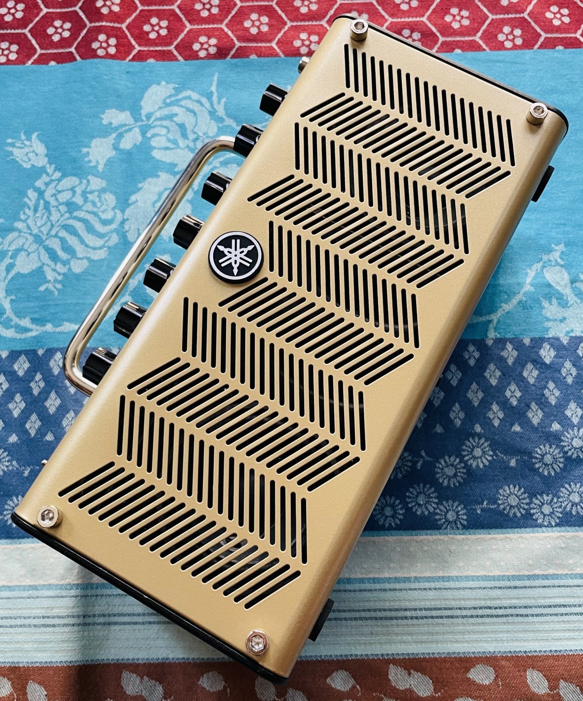 Ampli acoustique Yamaha THR5A n°T544760ZP, alim, carton d’origine, 10W