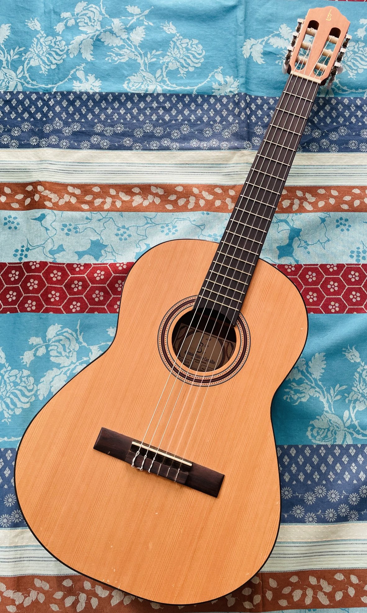 Guitare classique trois quart Antonio Pinto de Carvalho 1 CM n°7071334, housse Tobago
