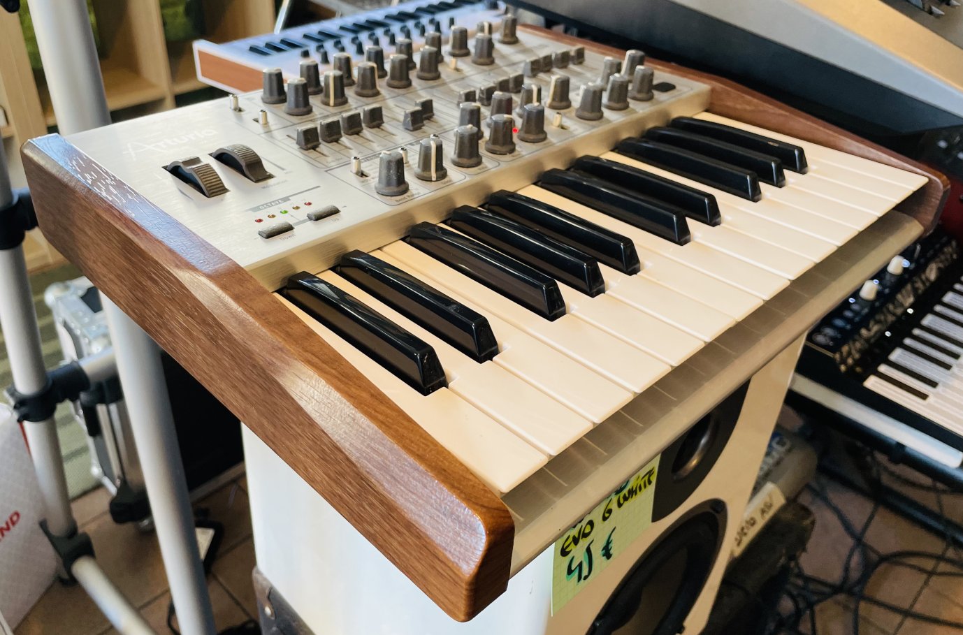 Synthé analogique Arturia Minibrute SE n°5002400968010613, boite d’origine, alim, notice – Image 11