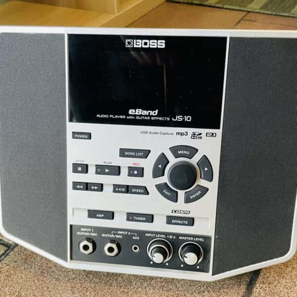 Ampli station de travail pour guitare Boss JS-10 n°CJJ1807, boite d’origine, notice, alim