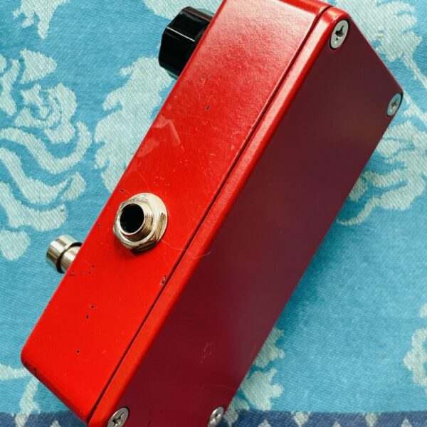 Alternative view of Pédale fuzz CC Effects F108, fait main (France), pochette d’origine