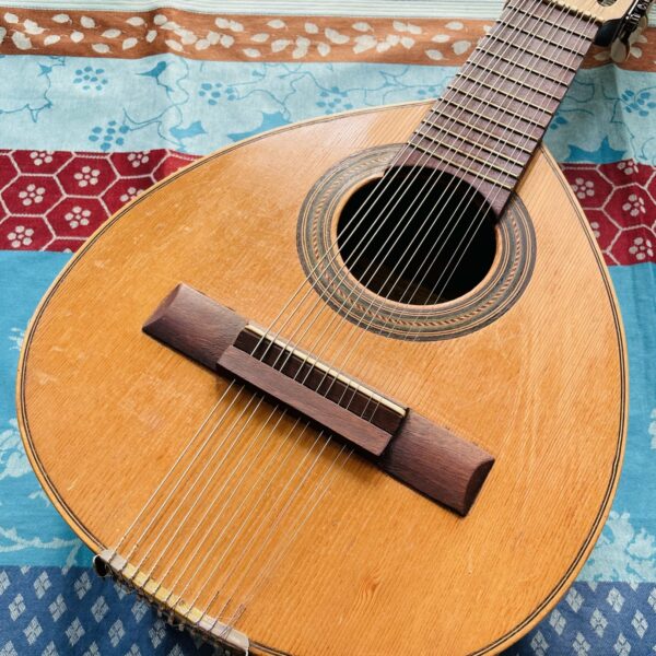 Alternative view of Guitare cistre acoustique Bandurria 12 cordes luthier Cesar Serrano (Espagne)