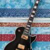 Guitare électrique Epiphone Les Paul Custom Ebony n°24061525150, étui X-tone case