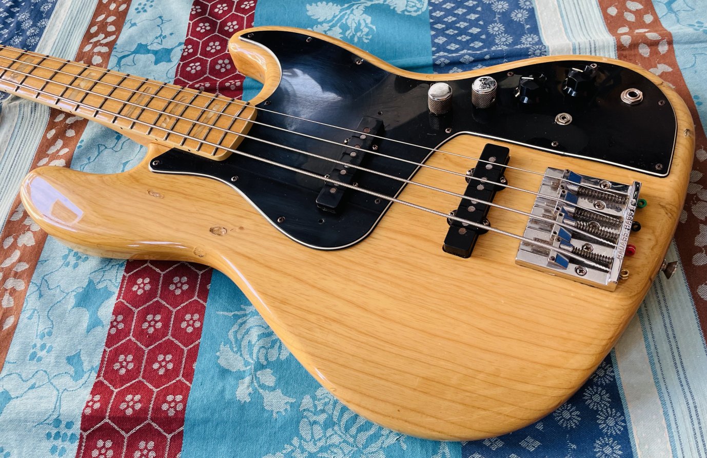 Rare basse électrique passive Fender Marcus Miller Jazz Bass Maple natural n°MX13443487 (2014, Mexico), révisée luthier Thébé – Image 3