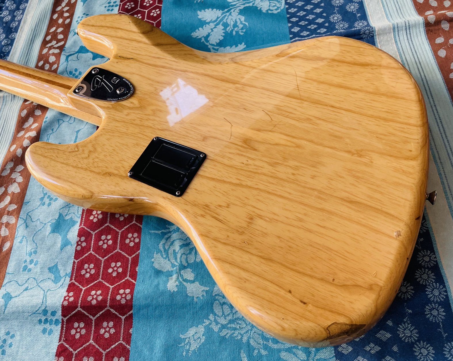 Rare basse électrique passive Fender Marcus Miller Jazz Bass Maple natural n°MX13443487 (2014, Mexico), révisée luthier Thébé – Image 9