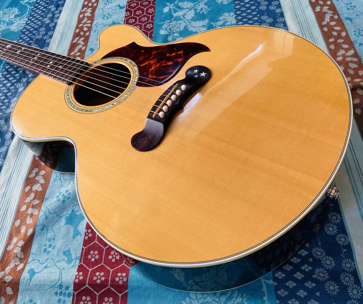 Guitare électro-acoustique Gibson EC-20 Stardust Natural n°91687015 (1997, USA), étui, révision luthier Thébé (21.05.26) – Image 2