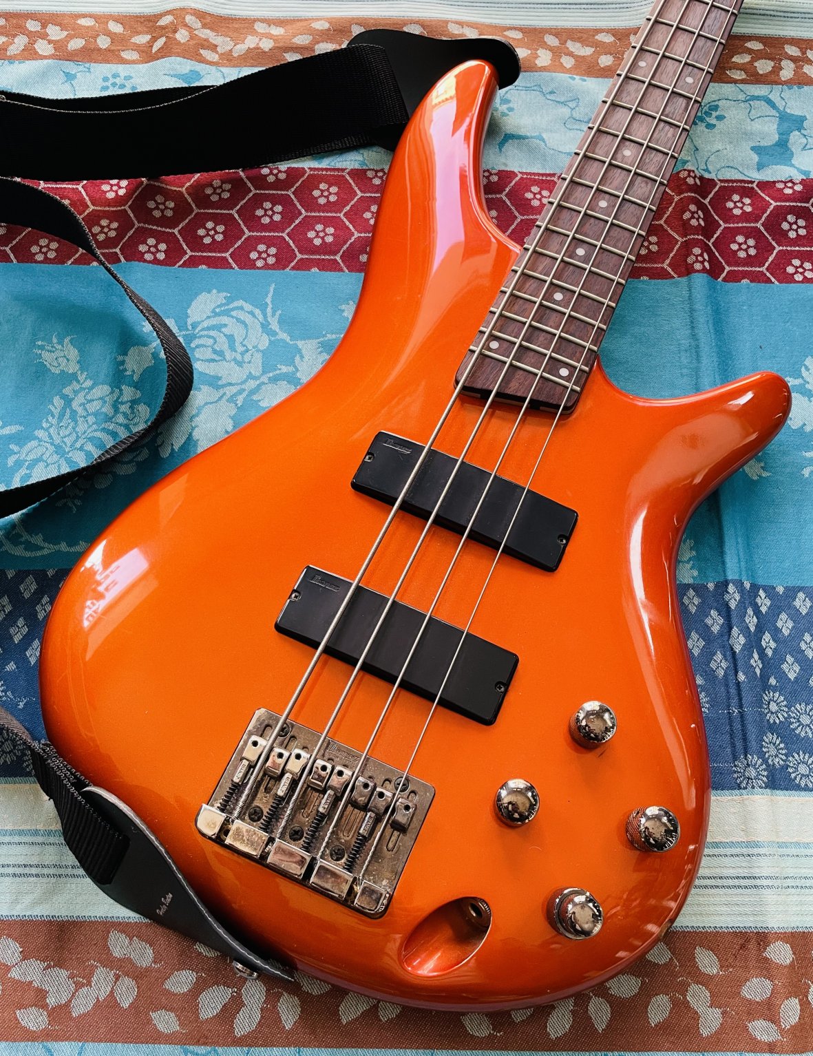 Basse électrique Ibanez SR-300 Orange n°100630355, Soundgear Series, housse Thomann – Image 2
