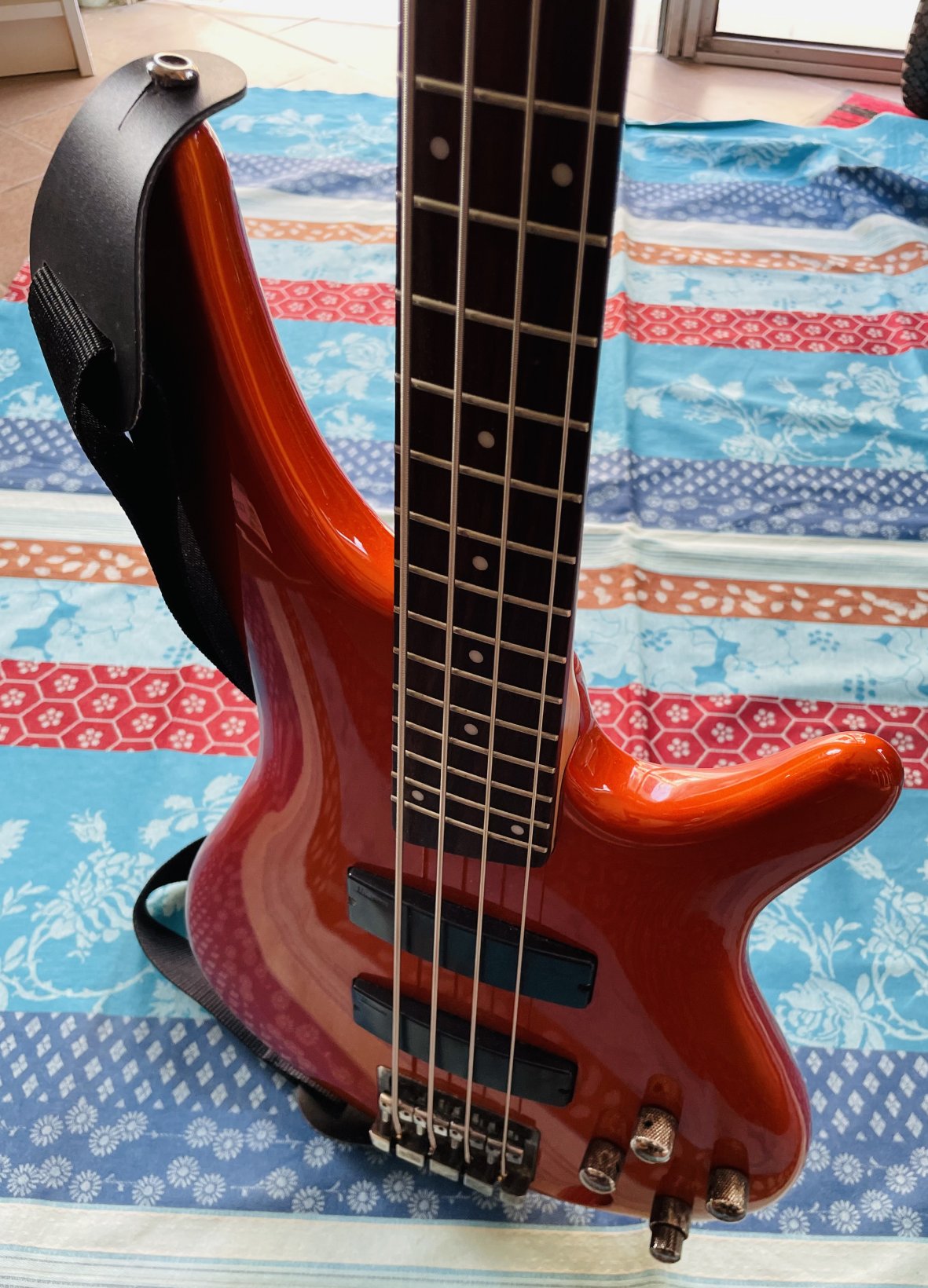 Basse électrique Ibanez SR-300 Orange n°100630355, Soundgear Series, housse Thomann – Image 7