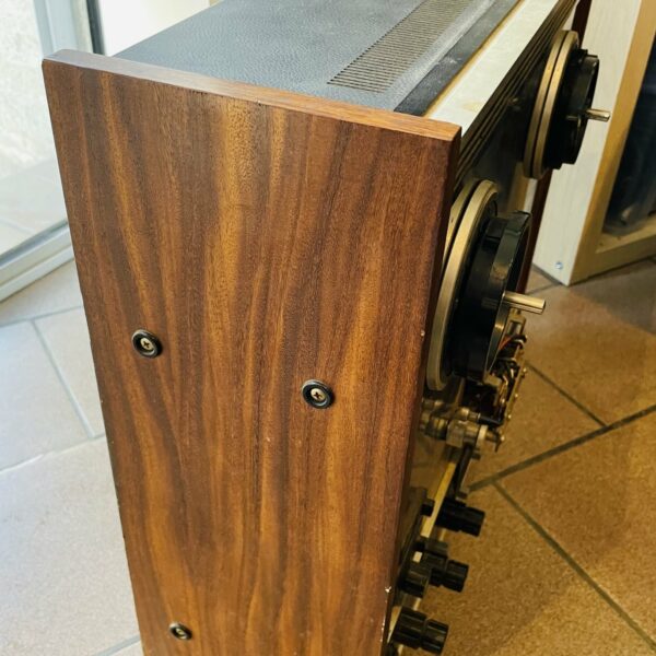 Alternative view of Magnétophone à bandes Teac A3300-10 n°8093 (Japan) à réparer ou pour pièces