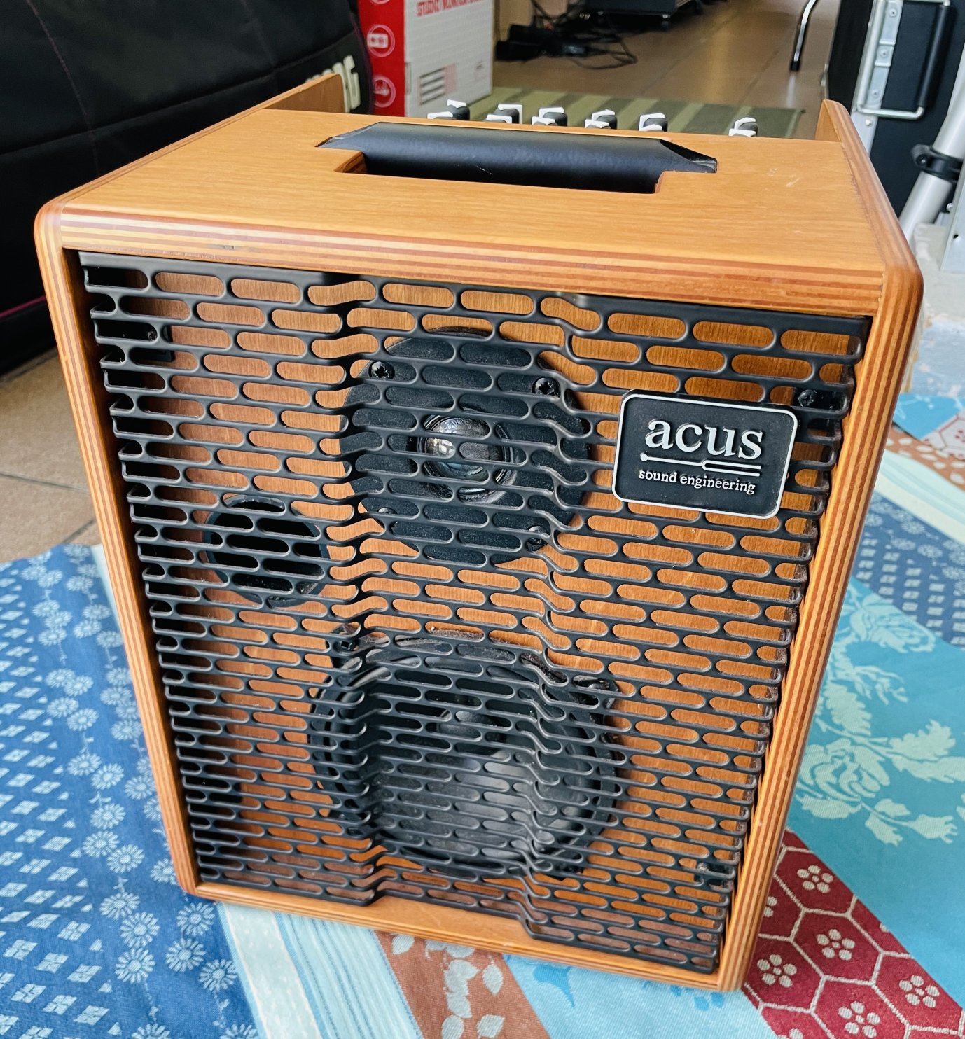 Ampli acoustique chant guitare Acus Oneforstrings 5T n°H40Q06112, alim